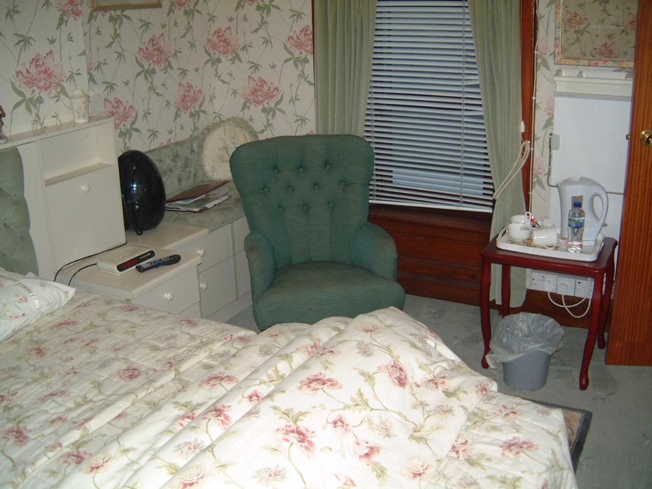 Manor House B And B Larne Buitenkant foto