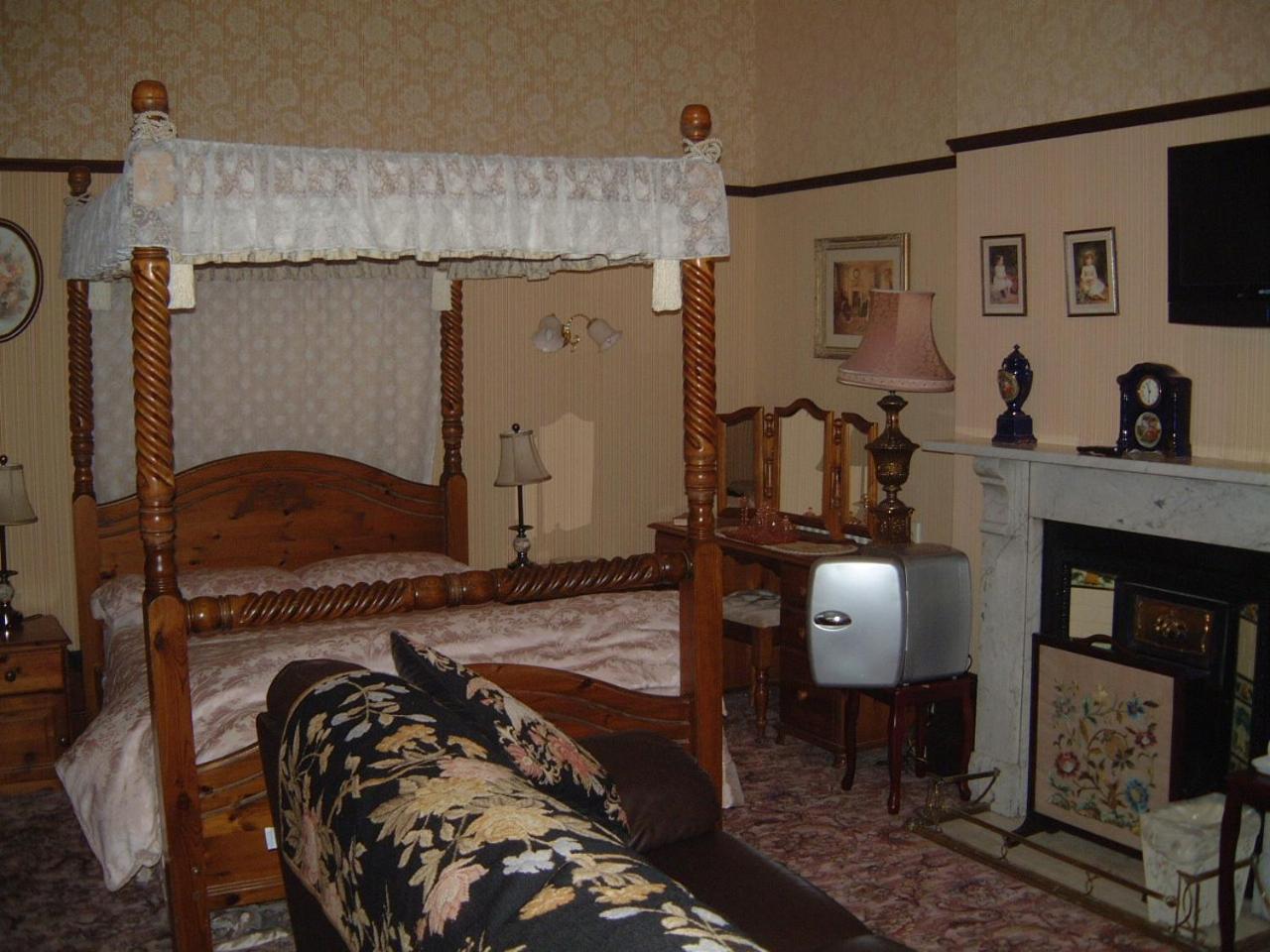 Manor House B And B Larne Buitenkant foto