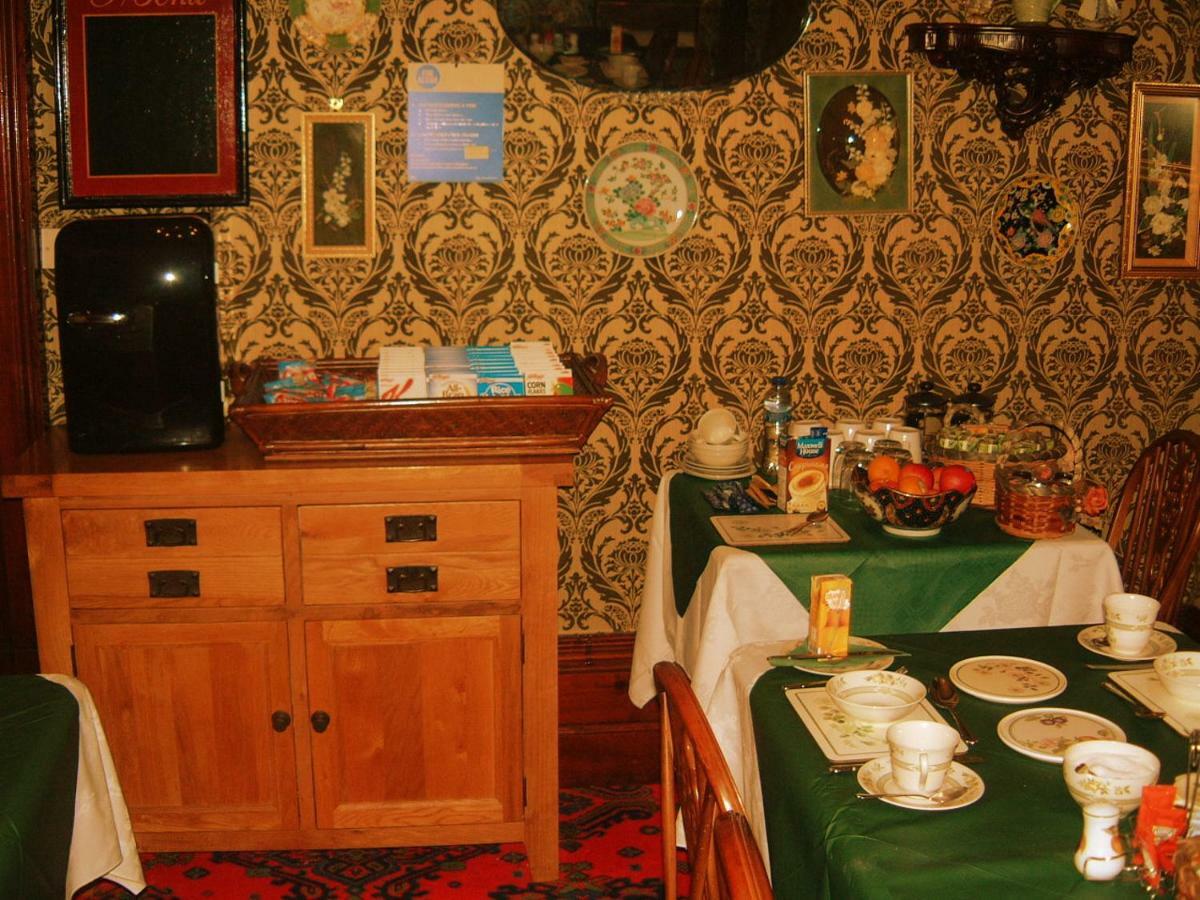 Manor House B And B Larne Buitenkant foto
